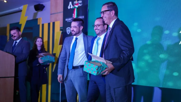 Chihuahua Charging Forward 2023 a 2024